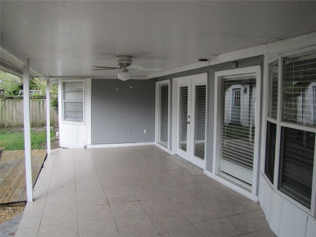 7807 N MATANZAS AVENUE, Tampa, FL 33614