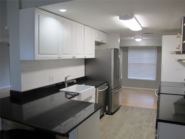 7807 N MATANZAS AVENUE, Tampa, FL 33614