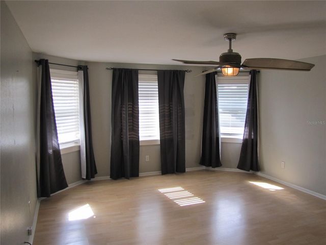 7807 N MATANZAS AVENUE, Tampa, FL 33614