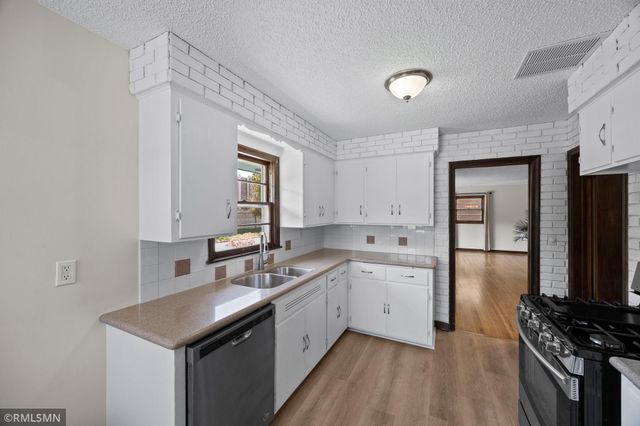 920 W 62nd Street, Minneapolis, MN 55419