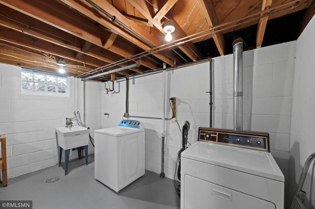 920 W 62nd Street, Minneapolis, MN 55419