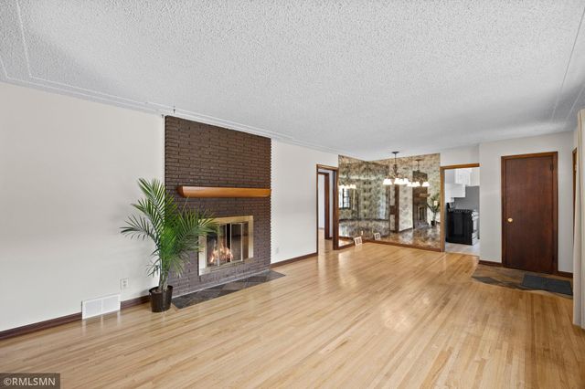 920 W 62nd Street, Minneapolis, MN 55419