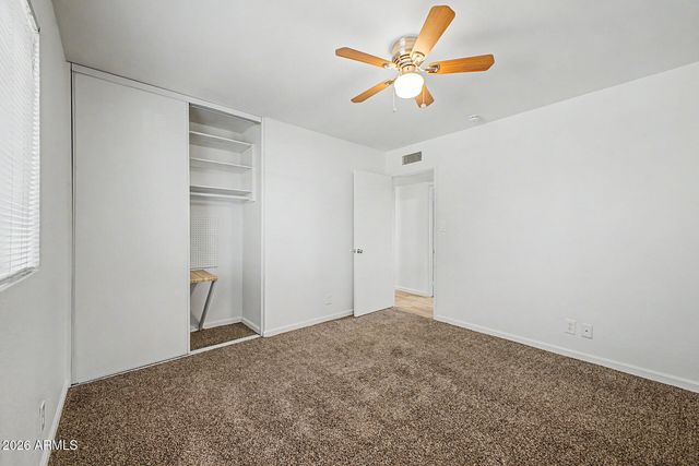 2527 W LARKSPUR Drive, Phoenix, AZ 85029