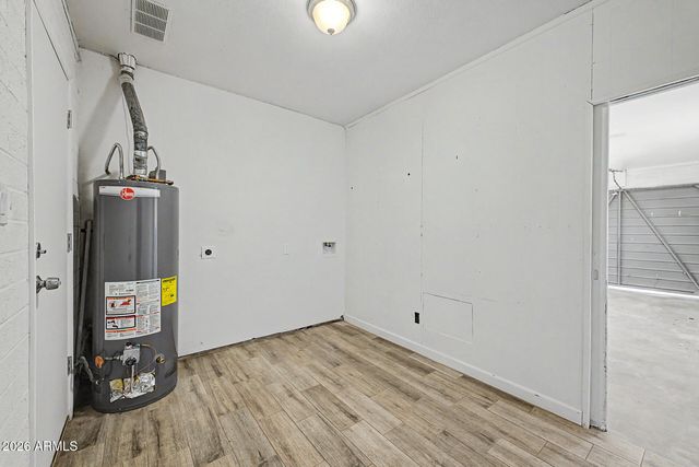 2527 W LARKSPUR Drive, Phoenix, AZ 85029