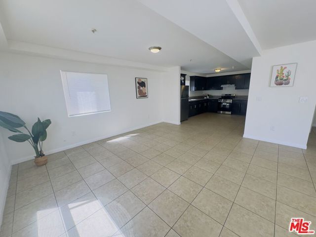 10605 Avalon Boulevard, Los Angeles, CA 90003