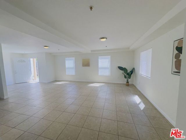 10605 Avalon Boulevard, Los Angeles, CA 90003