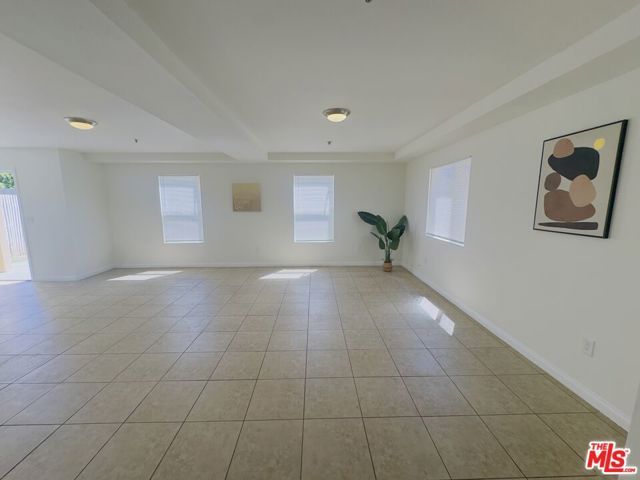 10605 Avalon Boulevard, Los Angeles, CA 90003