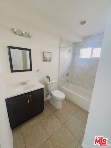 10605 Avalon Boulevard, Los Angeles, CA 90003