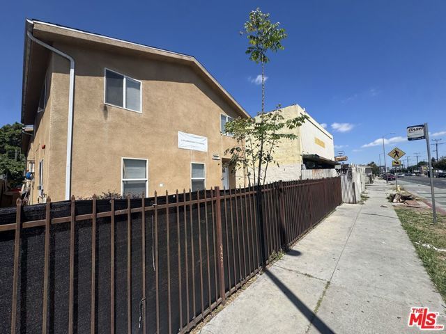 10605 Avalon Boulevard, Los Angeles, CA 90003