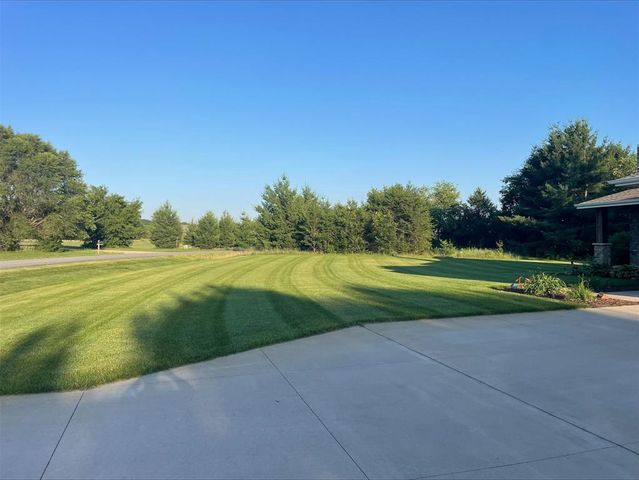 E3547 Pine Creek Road, Eleva, WI 54738