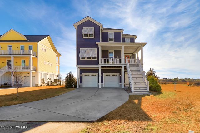 525 Sanders Lane, Newport, NC 28570