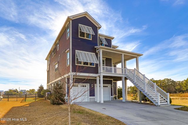 525 Sanders Lane, Newport, NC 28570