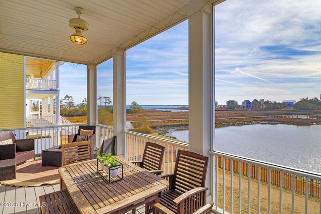 525 Sanders Lane, Newport, NC 28570