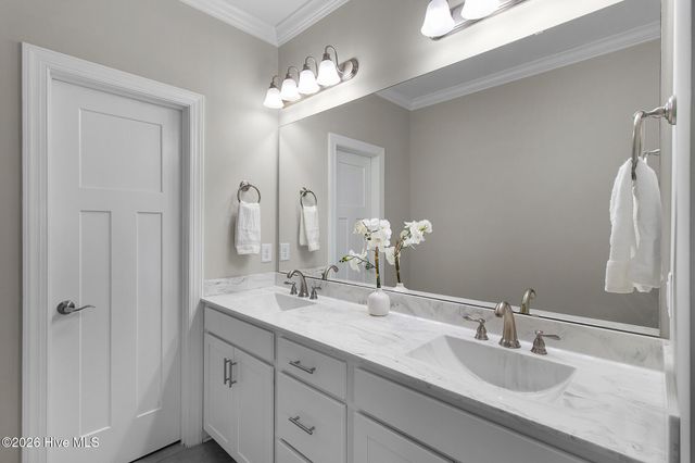 525 Sanders Lane, Newport, NC 28570