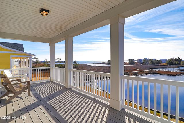 525 Sanders Lane, Newport, NC 28570