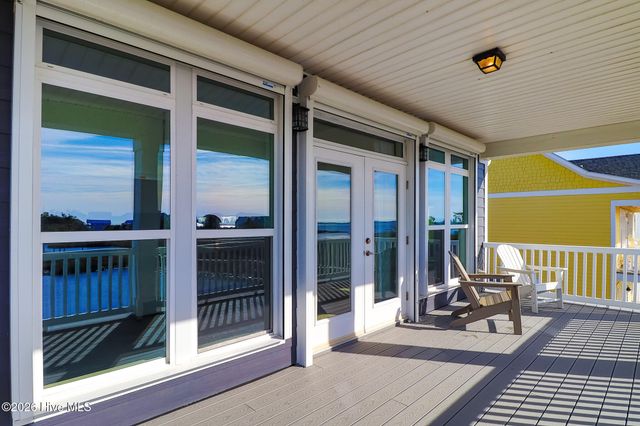 525 Sanders Lane, Newport, NC 28570