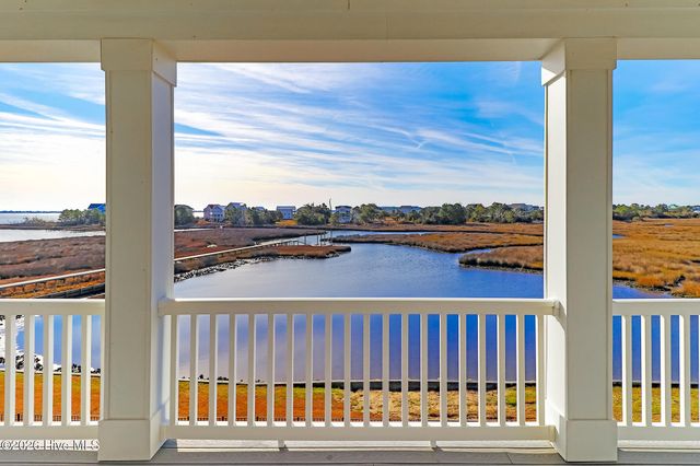 525 Sanders Lane, Newport, NC 28570