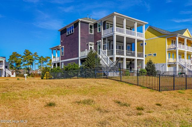 525 Sanders Lane, Newport, NC 28570