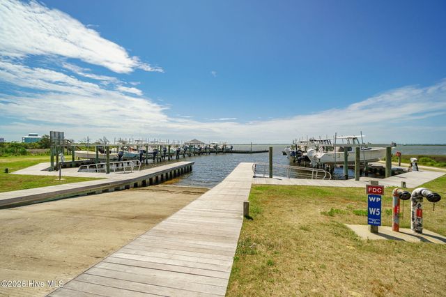525 Sanders Lane, Newport, NC 28570