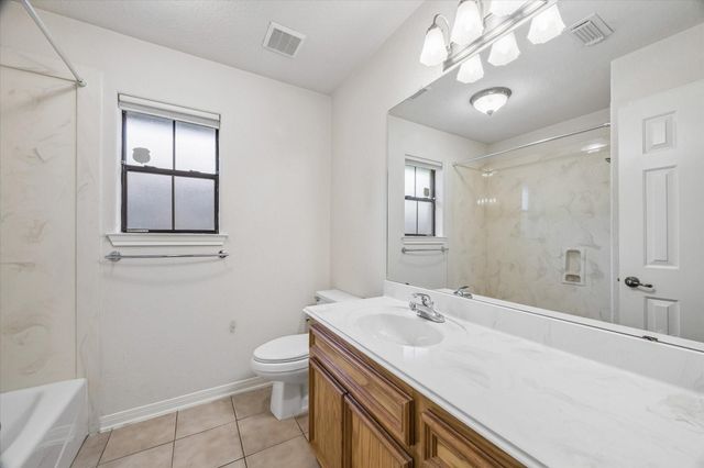 4607 Julia Lane, Santa Fe, TX 77510