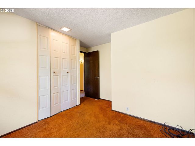 2872 GREENTREE Way, Eugene, OR 97405