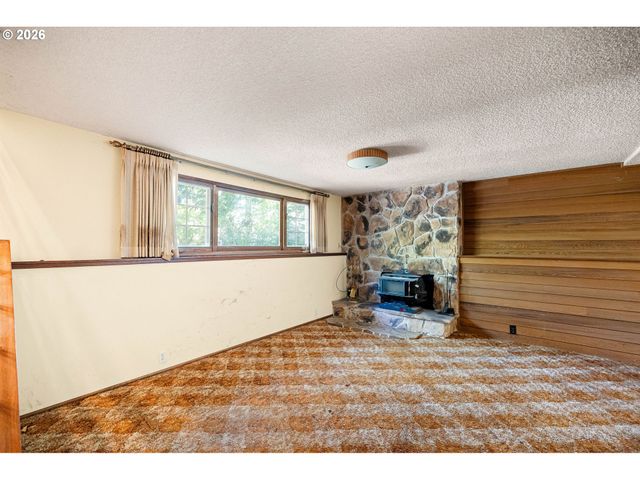 2872 GREENTREE Way, Eugene, OR 97405