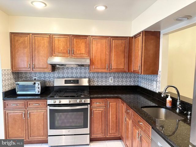 18437 MAYAPPLE CT, Gaithersburg, MD 20879