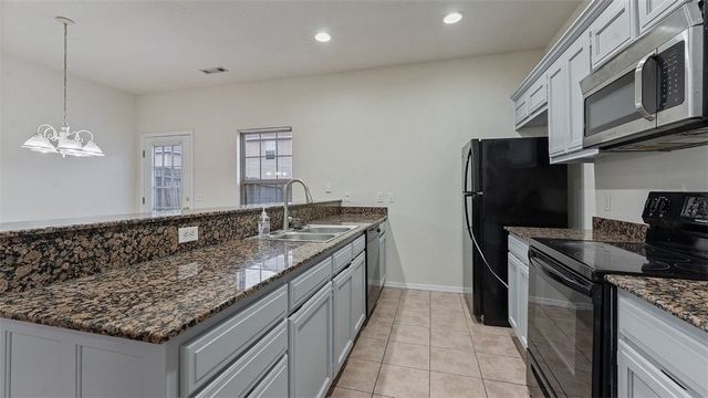 3000 SW Windrift Avenue, Bentonville, AR 72713