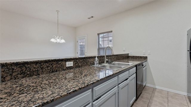 3000 SW Windrift Avenue, Bentonville, AR 72713