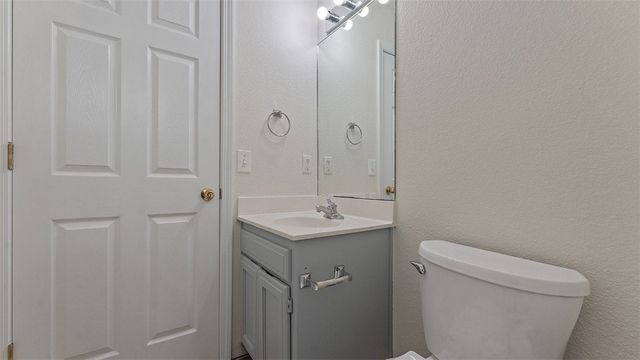 3000 SW Windrift Avenue, Bentonville, AR 72713