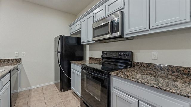 3000 SW Windrift Avenue, Bentonville, AR 72713