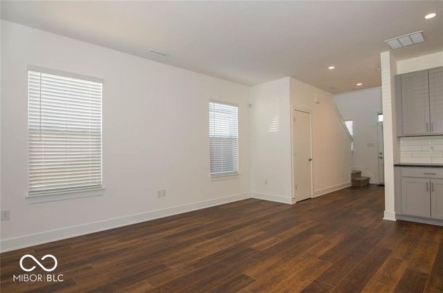 1037 W 18th Street, Indianapolis, IN 46202