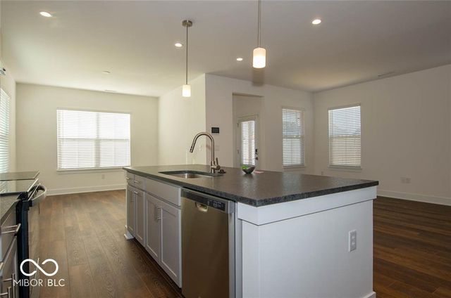 1037 W 18th Street, Indianapolis, IN 46202