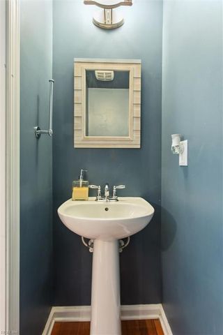 8435 Taverns LN, Toano, VA 23168