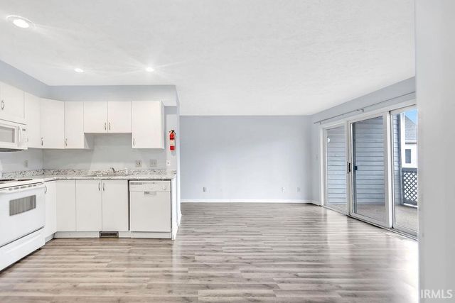 1350 S College Mall Road, Bloomington, IN 47401