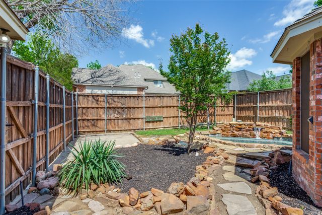 7901 Chaddington Drive, North Richland Hills, TX 76182