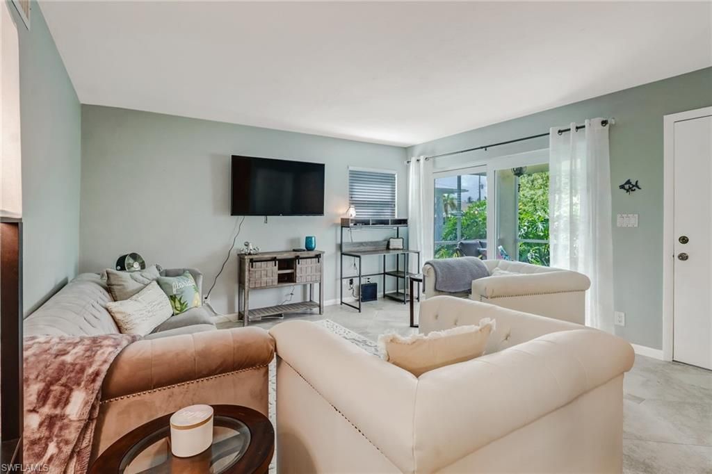 1351 Curlew AVE 104, NAPLES, FL 34102 — photo 4