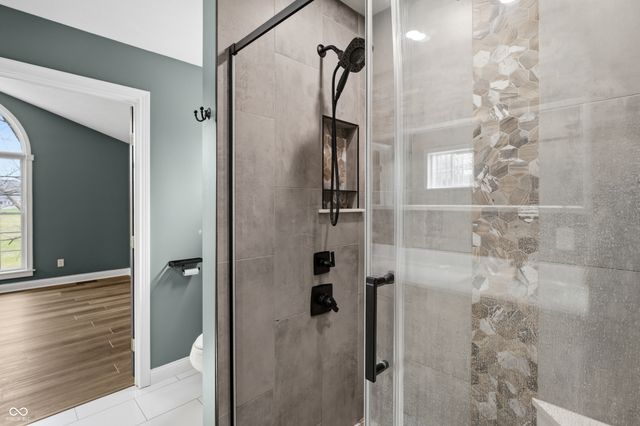 4565 W Carr Hill Road, Columbus, IN 47201