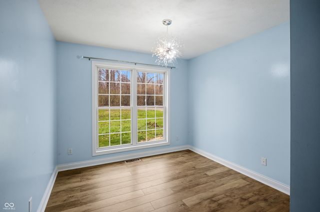 4565 W Carr Hill Road, Columbus, IN 47201