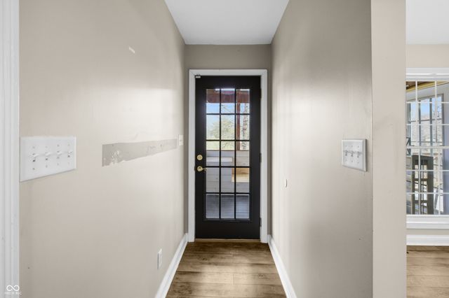 4565 W Carr Hill Road, Columbus, IN 47201