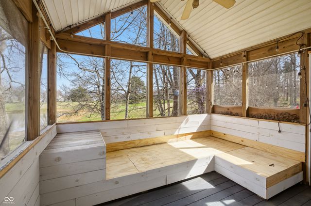 4565 W Carr Hill Road, Columbus, IN 47201