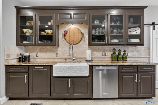 19 Hancock Road, Fayetteville, TN 37334