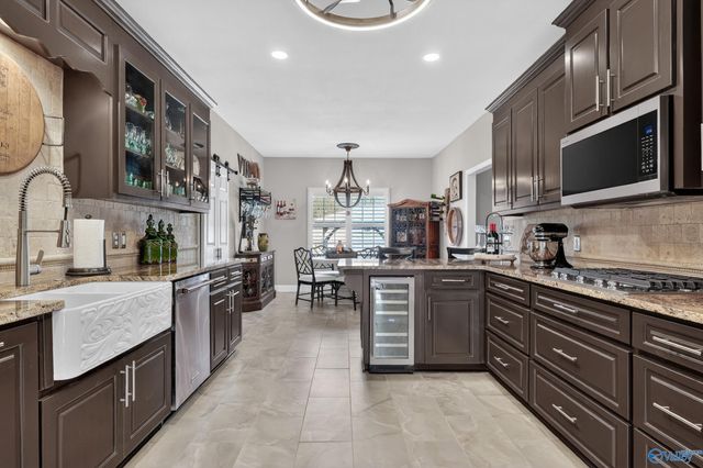 19 Hancock Road, Fayetteville, TN 37334