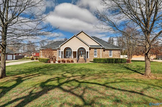 19 Hancock Road, Fayetteville, TN 37334