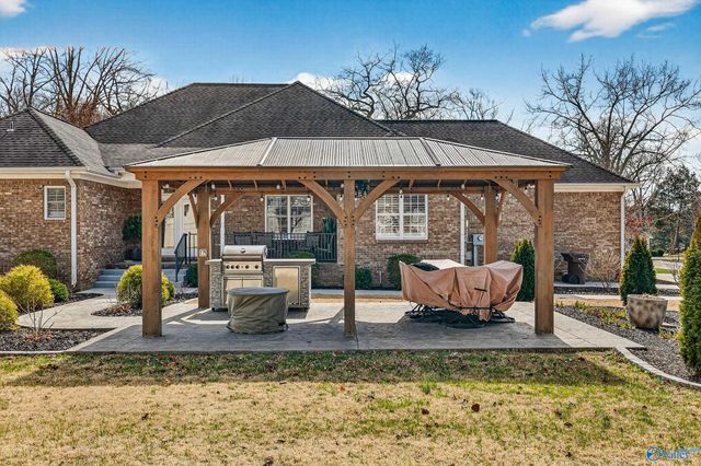 19 Hancock Road, Fayetteville, TN 37334