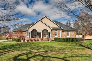 19 Hancock Road, Fayetteville, TN 37334