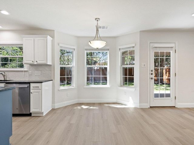 11301 Fletcher Hall LN, Austin, TX 78717