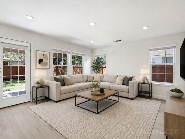11301 Fletcher Hall LN, Austin, TX 78717