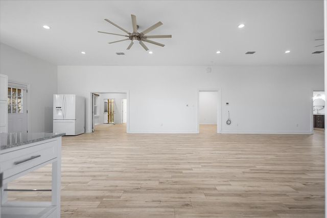 6990 Pin Oak Road, Big Sandy, TX 75755