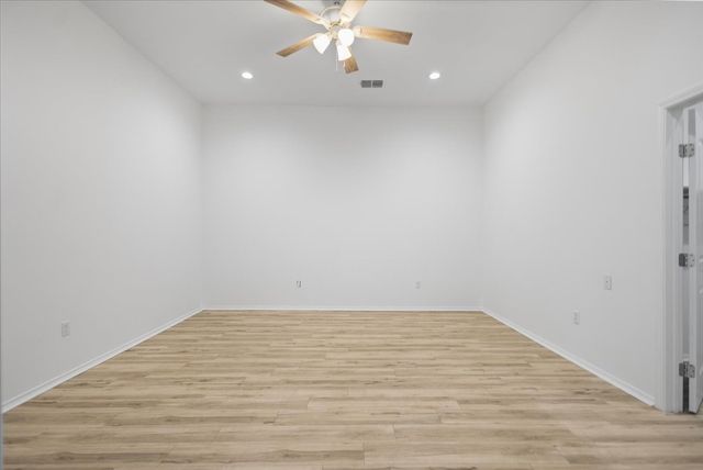 6990 Pin Oak Road, Big Sandy, TX 75755